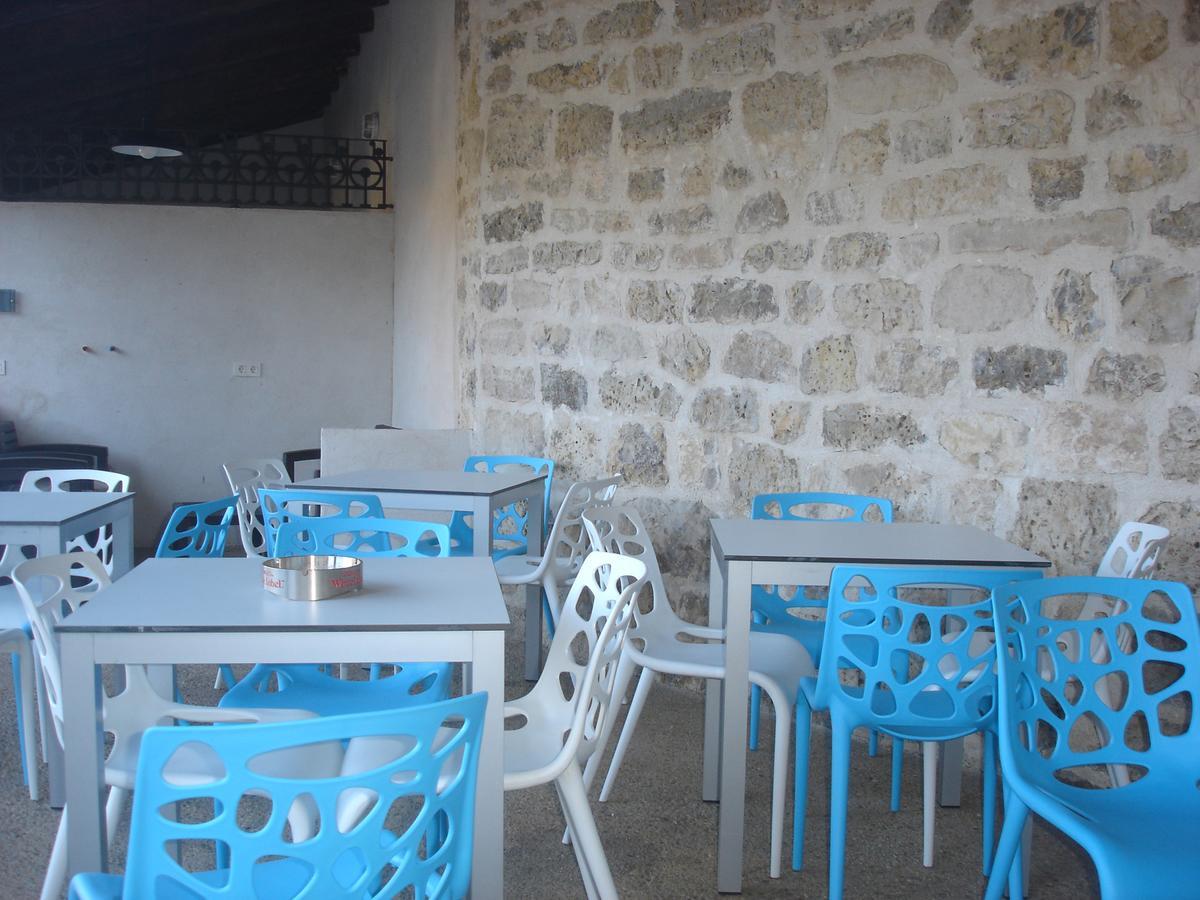 La Casa De Beli Hotel Tardajos Exterior photo